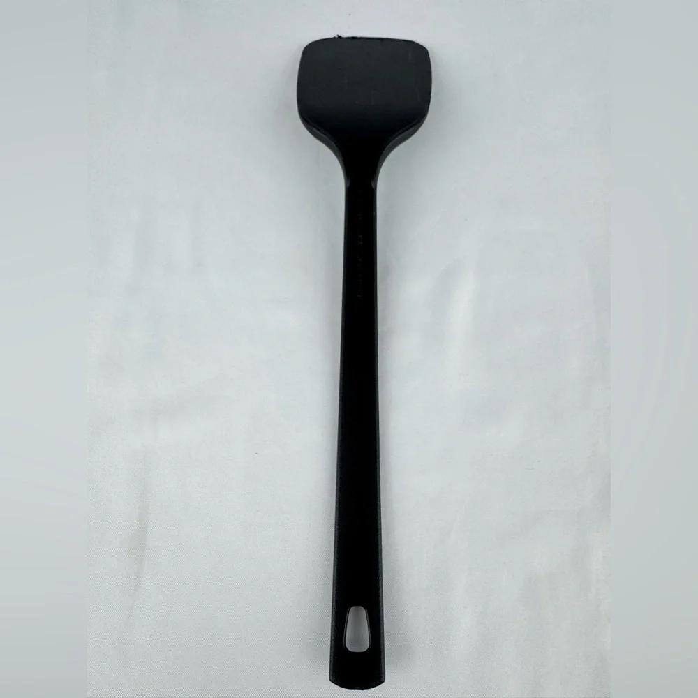 Room Essentials Nylon Spatula in Black